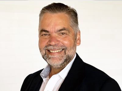 Mark Holstein headshot